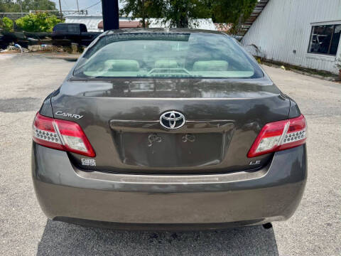 2010 Toyota Camry LE