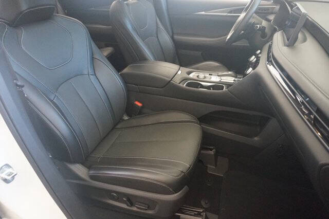 2022 Infiniti QX60 Luxe