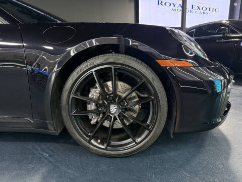 2022 Porsche 911 Carrera