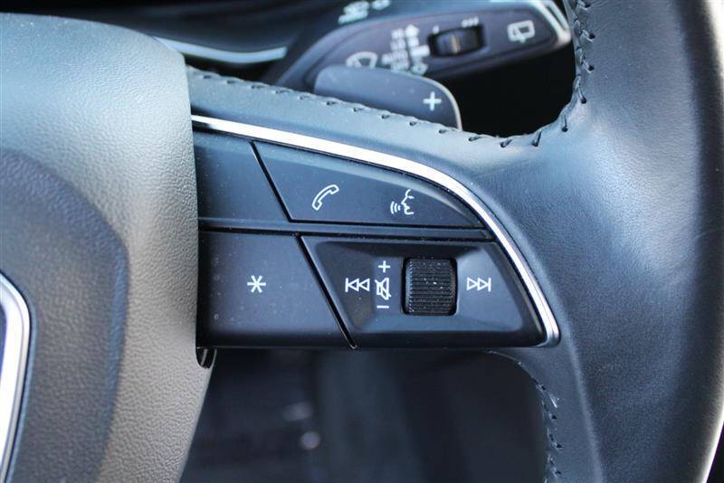 2020 Audi Q8 quattro Prestige 55 TFSI