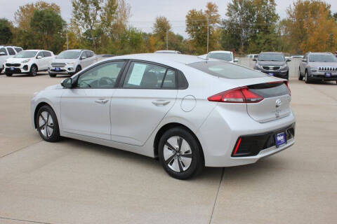 2018 Hyundai Ioniq Hybrid Blue