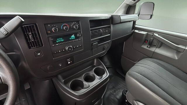 2024 GMC Savana 2500