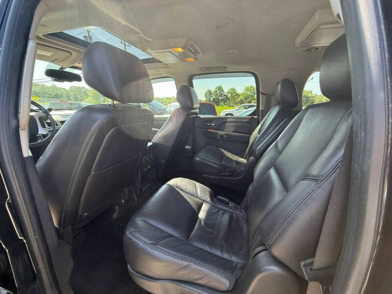 2011 Cadillac Escalade ESV Luxury