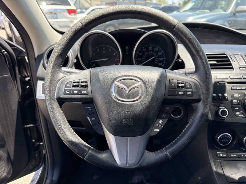 2013 Mazda MAZDA3 i Touring