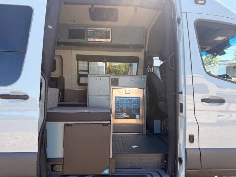 2025 Mercedes-Benz Sprinter