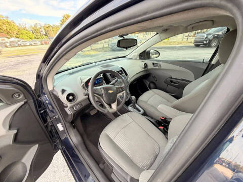 2015 Chevrolet Sonic LS Auto