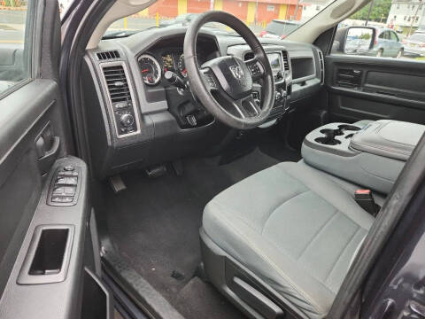 2017 RAM 1500 Express