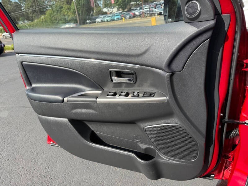 2024 Mitsubishi Outlander Sport SE