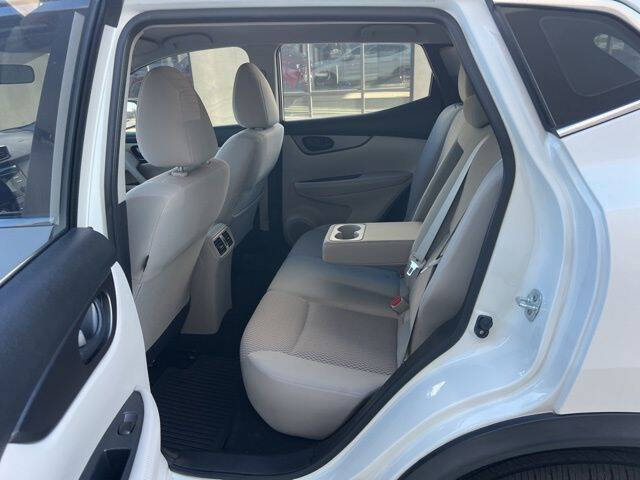 2017 Nissan Rogue Sport S