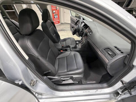 2017 Volkswagen Golf Alltrack