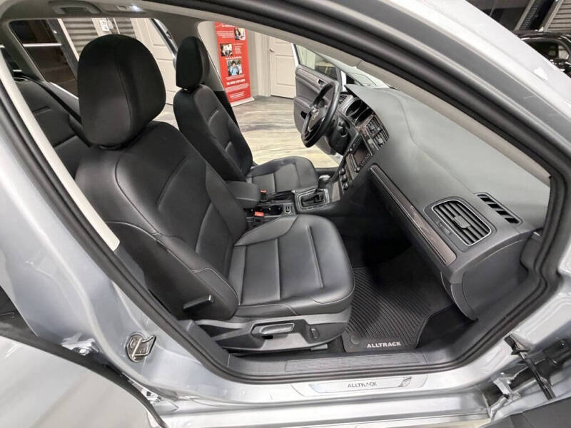 2017 Volkswagen Golf Alltrack