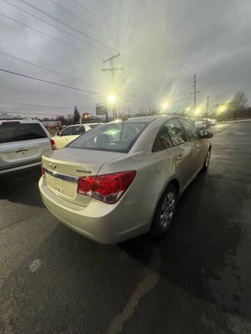 2013 Chevrolet Cruze LS Auto