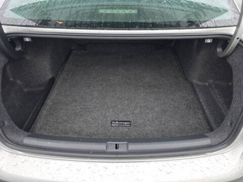 2012 Volkswagen Passat SE PZEV