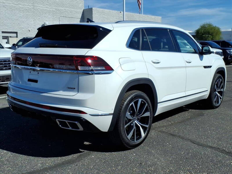 2026 Volkswagen Atlas Cross Sport SEL Premium R-Line 4Motion