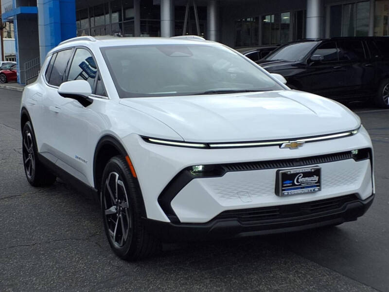 2026 Chevrolet Equinox EV LT 2