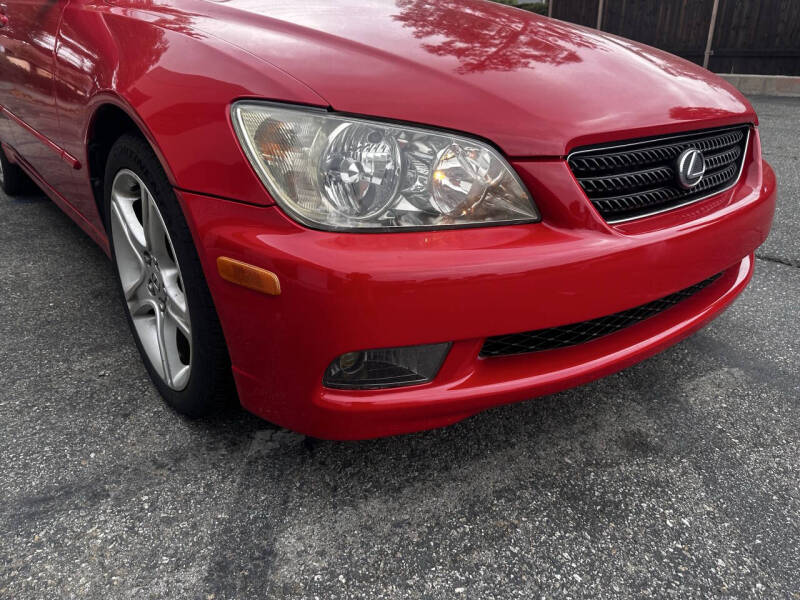 2004 Lexus IS 300 SportCross
