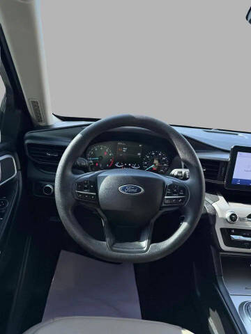 2021 Ford Explorer
