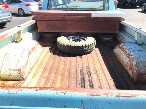 1967 Ford F-100