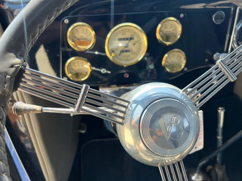 1935 Ford 5 Window Coupe
