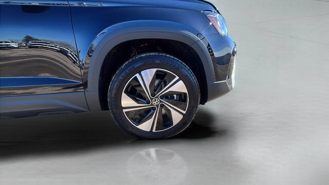 2026 Volkswagen Taos SE 4Motion