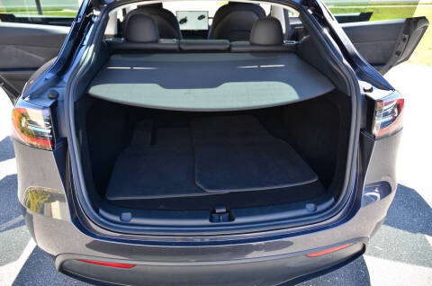 2024 Tesla Model Y Long Range