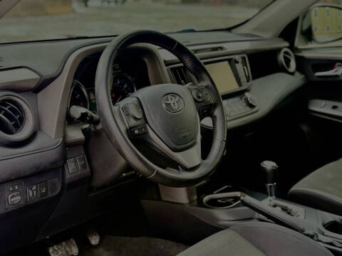 2016 Toyota RAV4 XLE