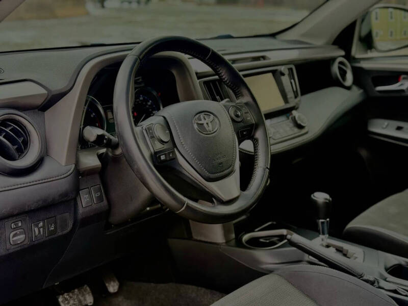 2016 Toyota RAV4 XLE