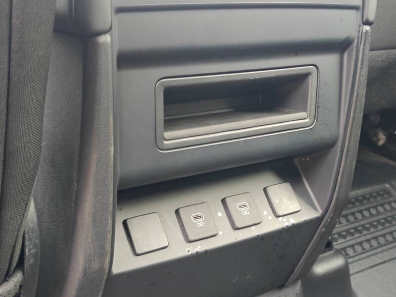 2025 Land Rover Defender 110 P300 S