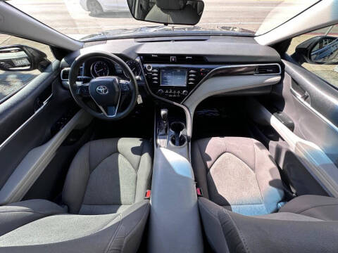 2018 Toyota Camry LE