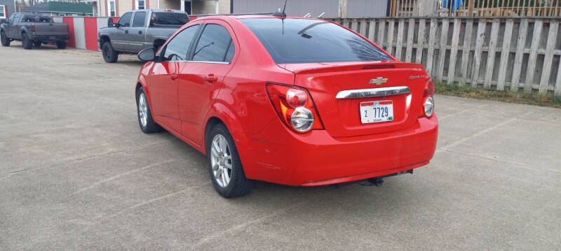 2016 Chevrolet Sonic LT Auto