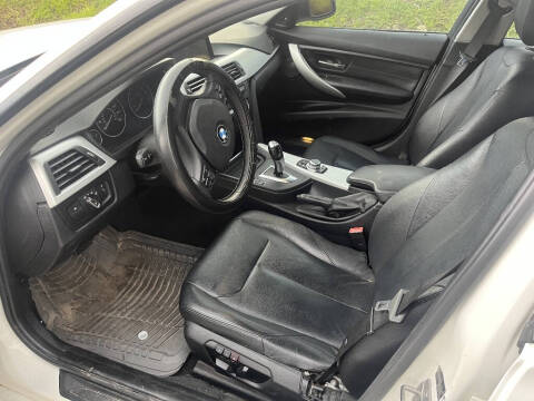 2013 BMW 3 Series 328i