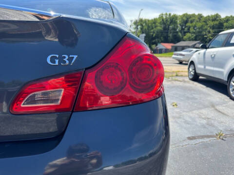 2012 Infiniti G37 Sedan