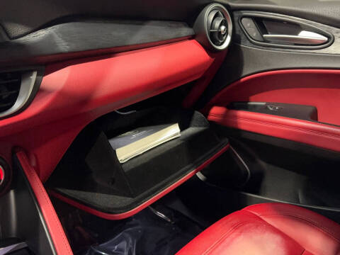 2020 Alfa Romeo Stelvio Sport