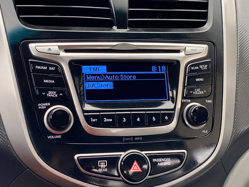 2016 Hyundai Accent SE