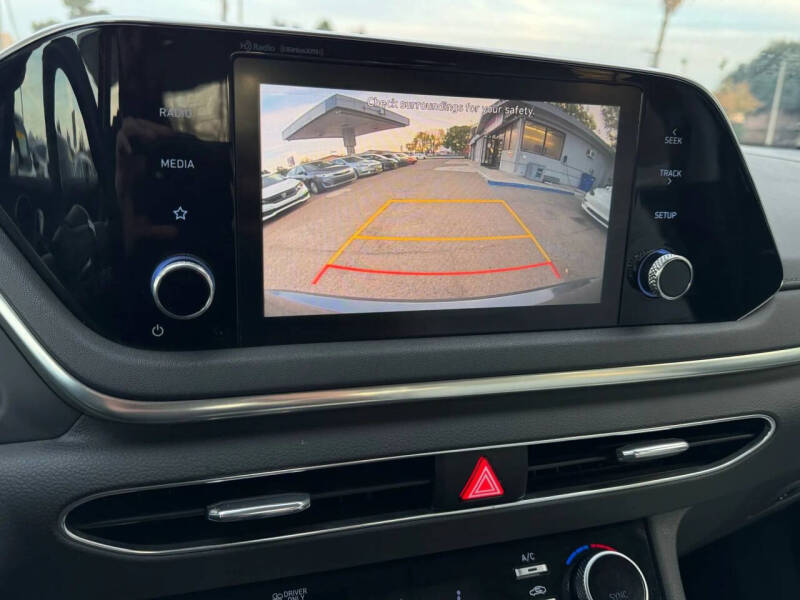 2021 Hyundai Sonata Hybrid Blue