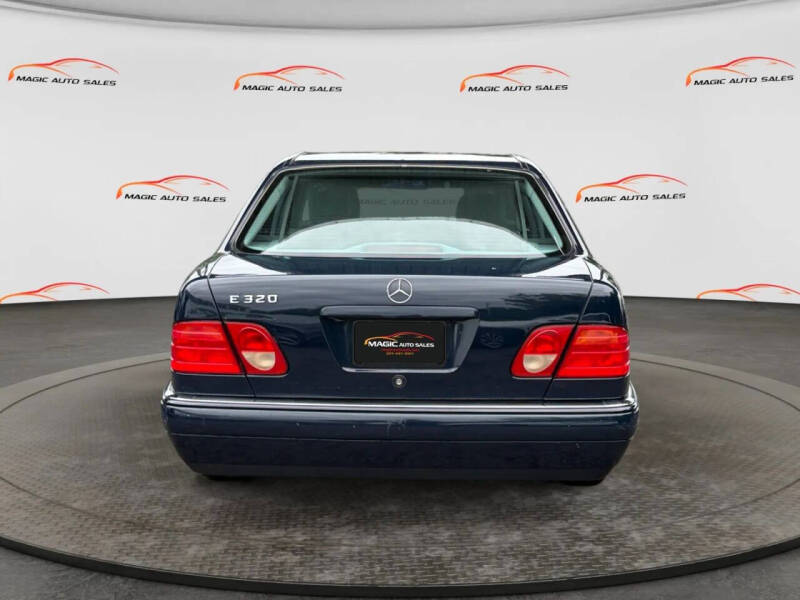 1999 Mercedes-Benz E-Class E 320
