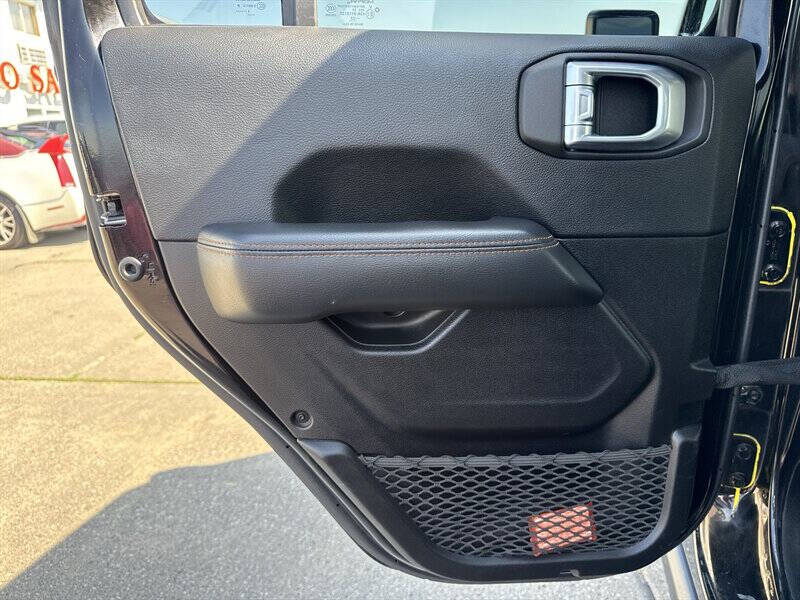 2022 Jeep Gladiator Mojave