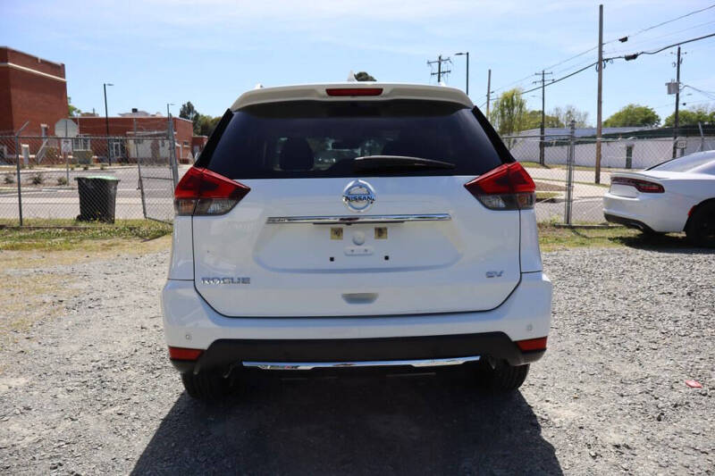 2020 Nissan Rogue S