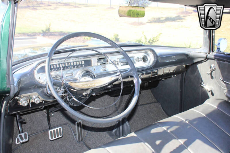 1957 Pontiac Chieftain