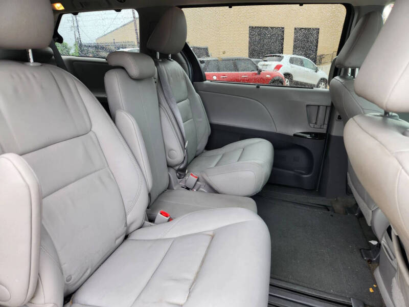 2017 Toyota Sienna