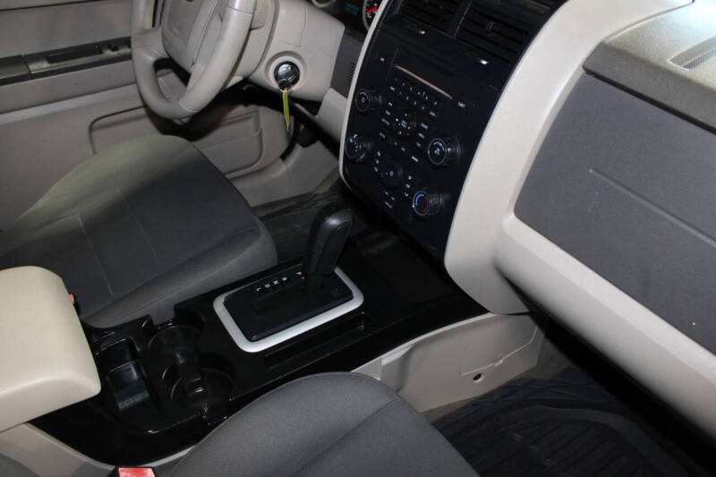 2011 Ford Escape XLS