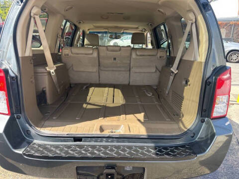 2007 Nissan Pathfinder SE