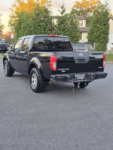 2011 Nissan Frontier S