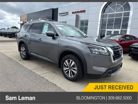 2025 Nissan Pathfinder SL