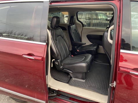 2019 Chrysler Pacifica Touring L