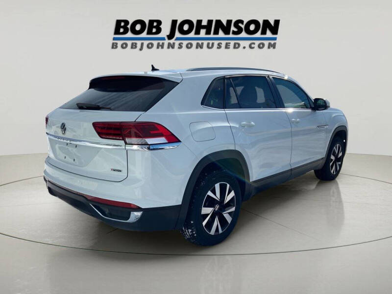 2022 Volkswagen Atlas Cross Sport SE 4Motion