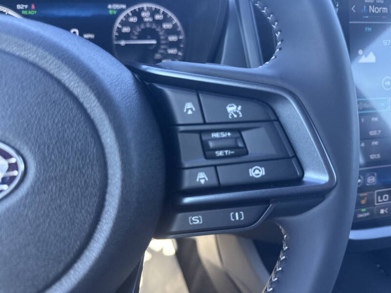 2025 Subaru Forester Limited Hybrid