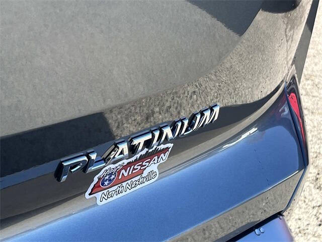 2025 Nissan Pathfinder Platinum