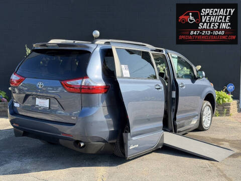 2016 Toyota Sienna