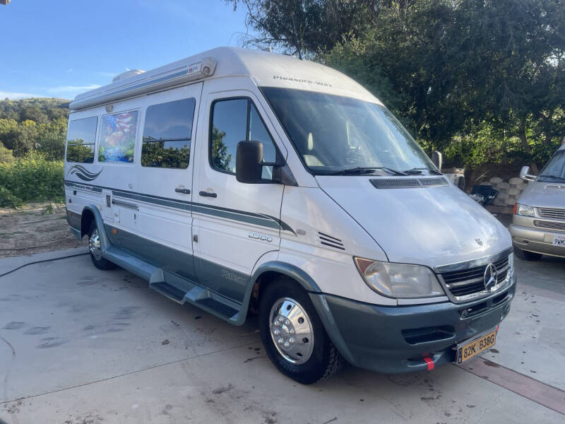 2004 Pleasure Way Plateau TS